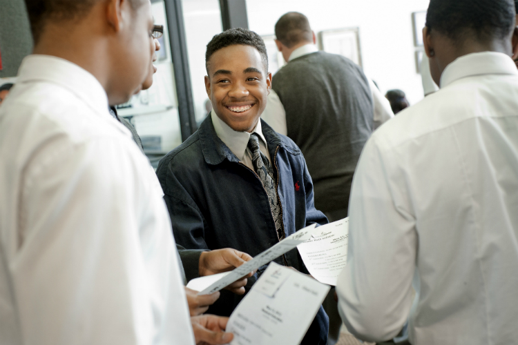 Flint Promise gives Flint high school students the opportunity to earn their associate's and bachelor's degrees at no cost.