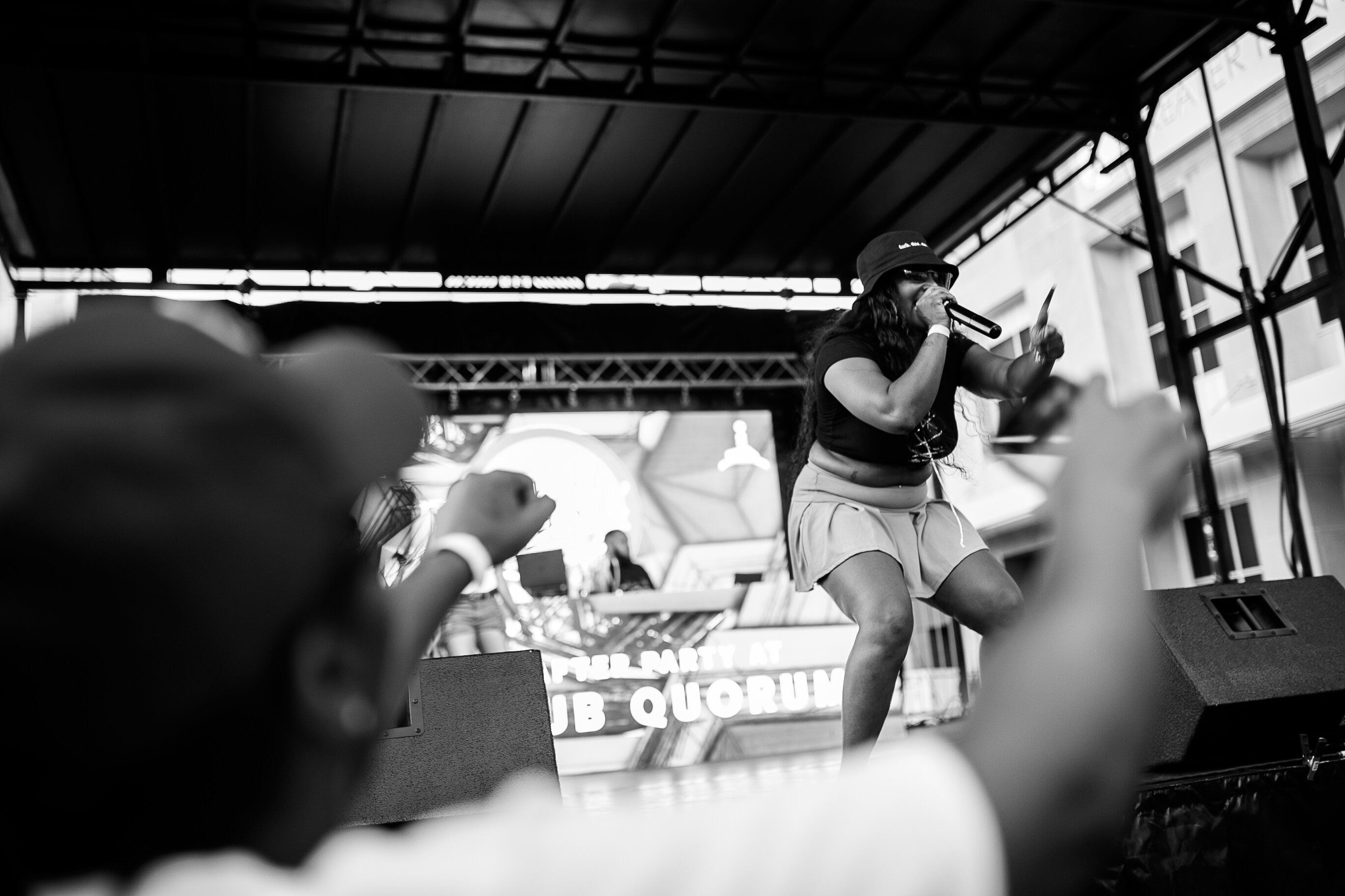 Flint artist Paradise performs during Glizzy Fest on Saturday, August 6, 2022 in Buckham Alley, downtown Flint. (Jenifer Veloso | Flintside.com)