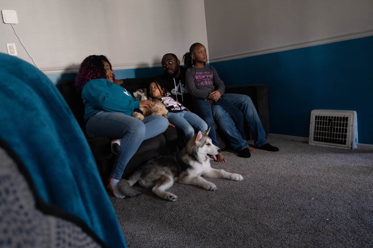 G-S, his fiance Kiara, daughters Kerielle and Layla, and the dogs Juno and Simba enjoy family time watching TV and talking about the day's events.