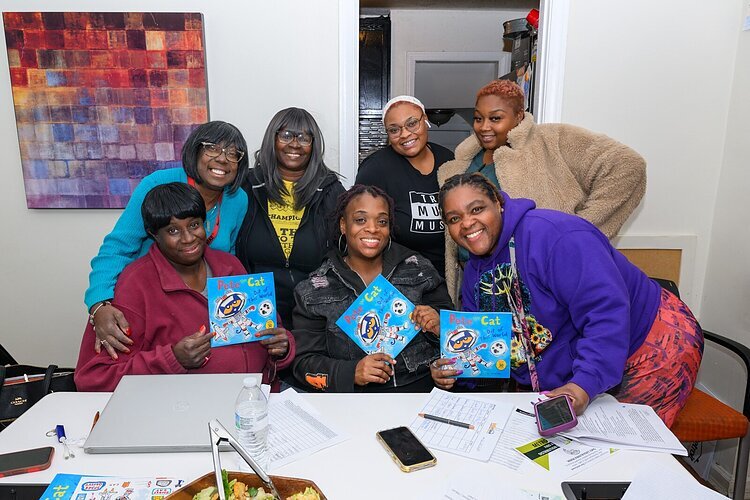 Ivy Jones, Jasmine Mahone, Sherie Sharpe, Janye Ellis, and Dorothy Brooks taking part in Detroit Champions for Hope.