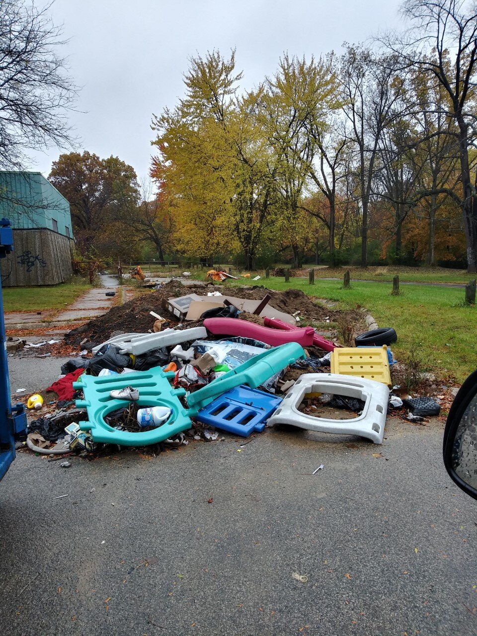 During Step Up, Pick Up this fall, 49 people volunteered 87 hours and picked up 3,475 pounds of litter.