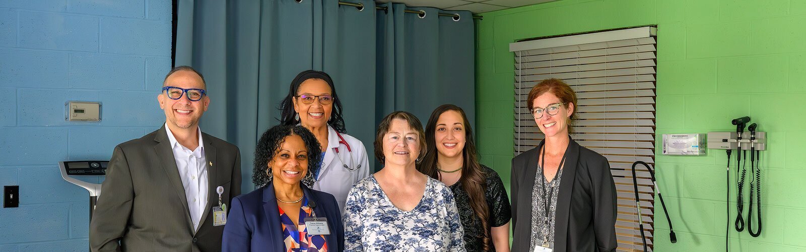 Charlie Yingling, Tracey Williams, Patricia Tillman-Meakins, Michelle Pardee, Emilie Hock, and Becca Fleming at Packard Health West Willow.