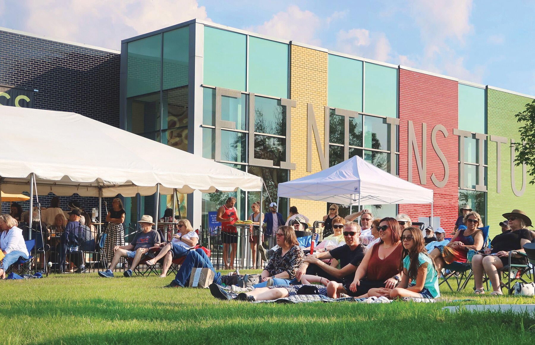 In partnership with FIM’s Music Around Town series, the FIA presents the Patio Nights event series each Friday at 5 p.m. from now until Aug. 22, 2025.