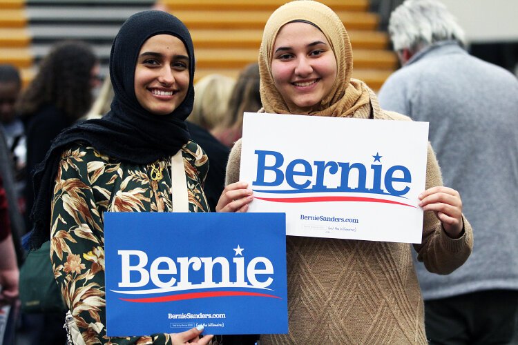 Over 1,000 people attended Bernie Sanders’ town hall on racial and economic injustice within Ballenger Field House, Saturday, March 7. 