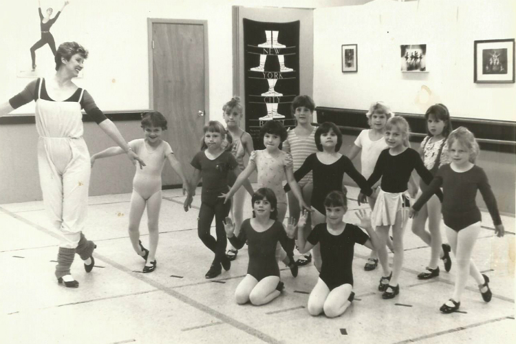 Sandra Brewer teaches a children's dance class (date unknown). 